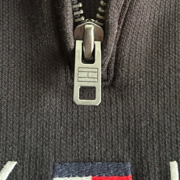 Men’s Tommy Hilfiger Black Quarter Zip - Picture 4 of 9
